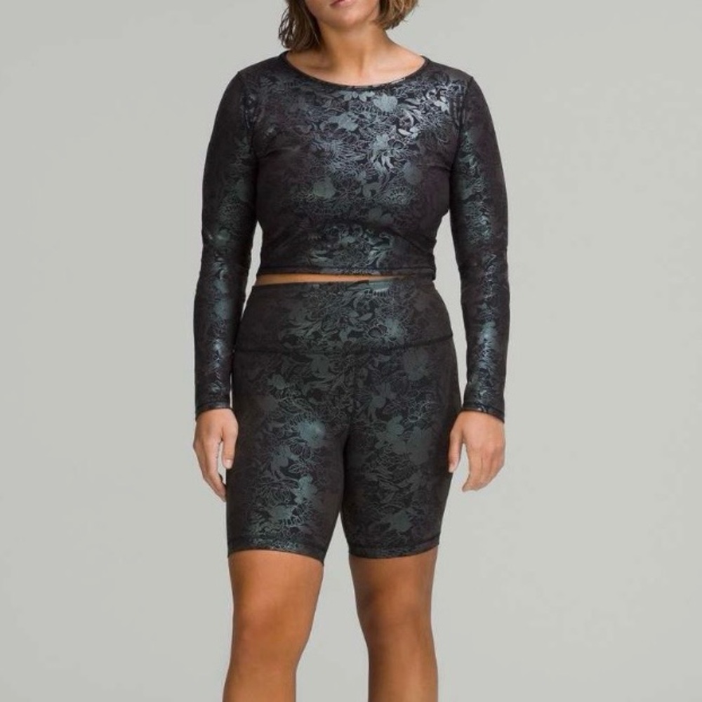 Lululemon Wunder Train Long Sleeve Shirt and Short Set - Flourish Black